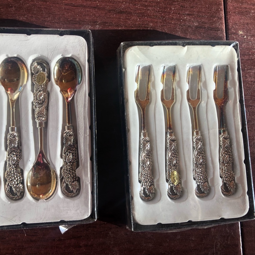 Silver plate appetizer forks and spoons. Set of 4